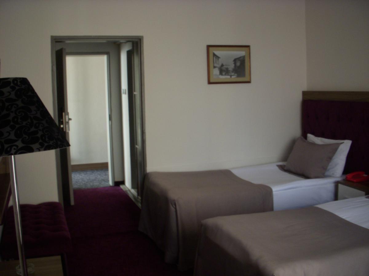Hande Hotel Mustafakemalpasa Exterior photo